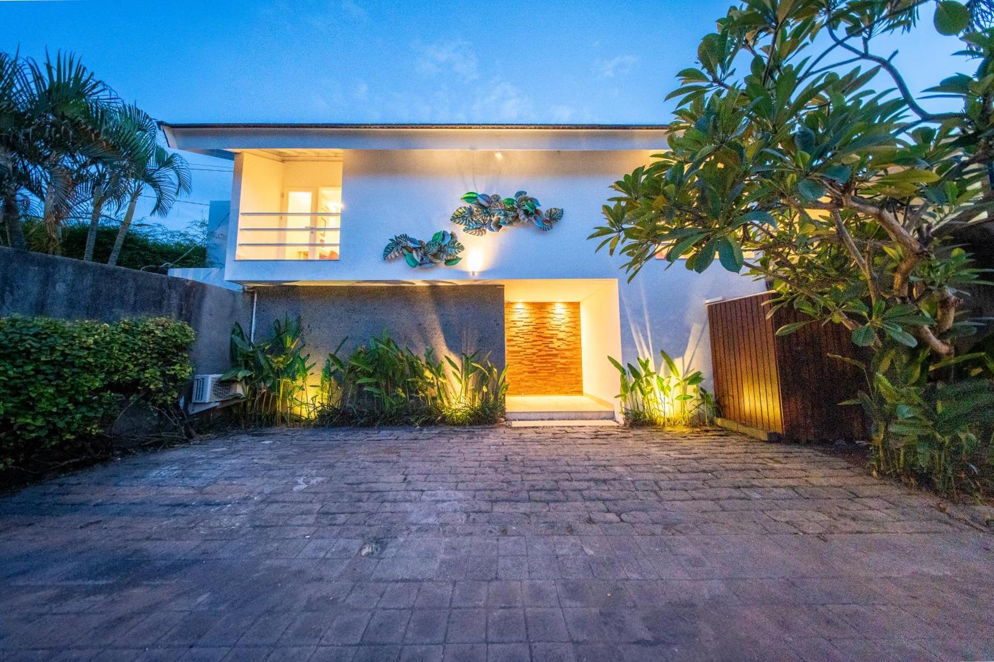 Villa Rainbow Sanur Exteriör bild
